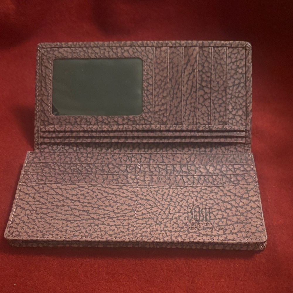 Women's Textured Tan Wallet - Picture 2 of 6